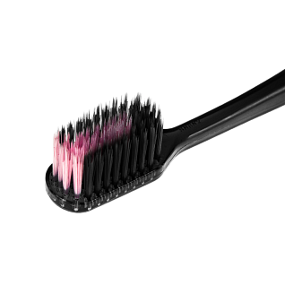 DENTALPRO Щетка зубная многоуровневая с ультратонкой щетиной алмазной формы (жесткая) black diamond